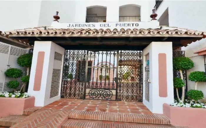 Jardines Del Puerto Apartment *